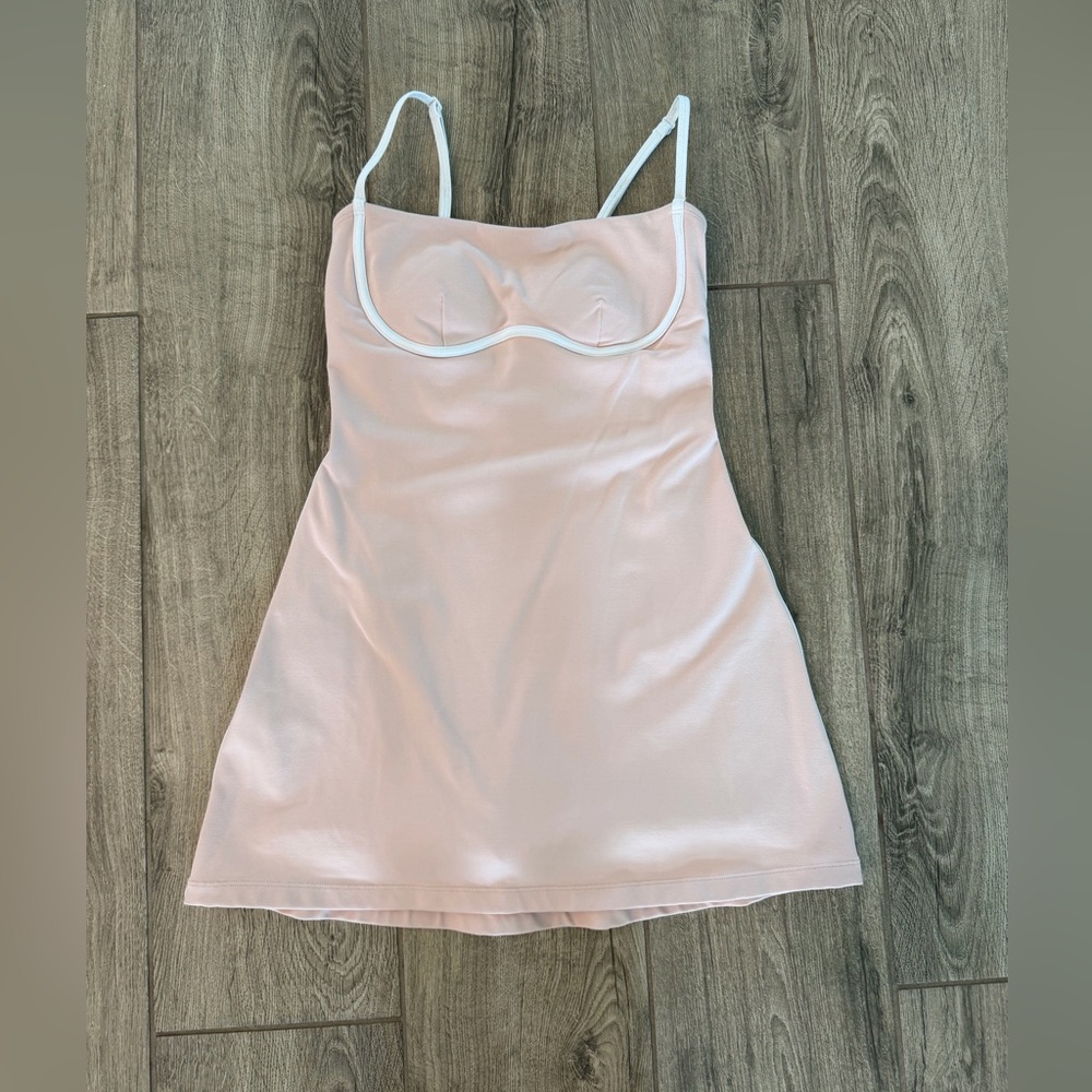 Alo Yoga Light Pink Airbrush Streamline Dress